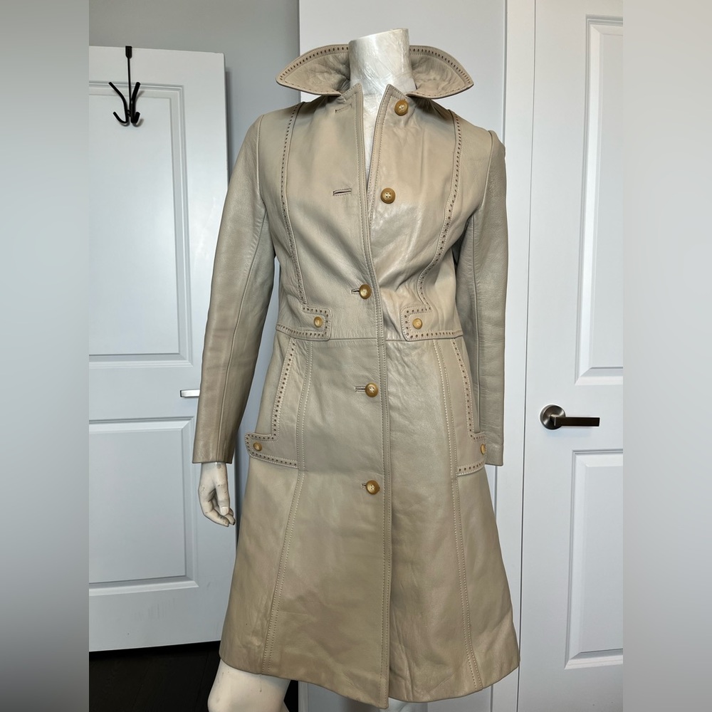 Vintage Women's Beige Gray Leather Coat